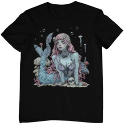 Schwarzes T-Shirt mit Gothic Meerjungfrau Mermaidcore Design.